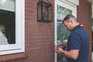 Beha-Amprobe Light-Check Adapters ensure safe and reliable testing of light points