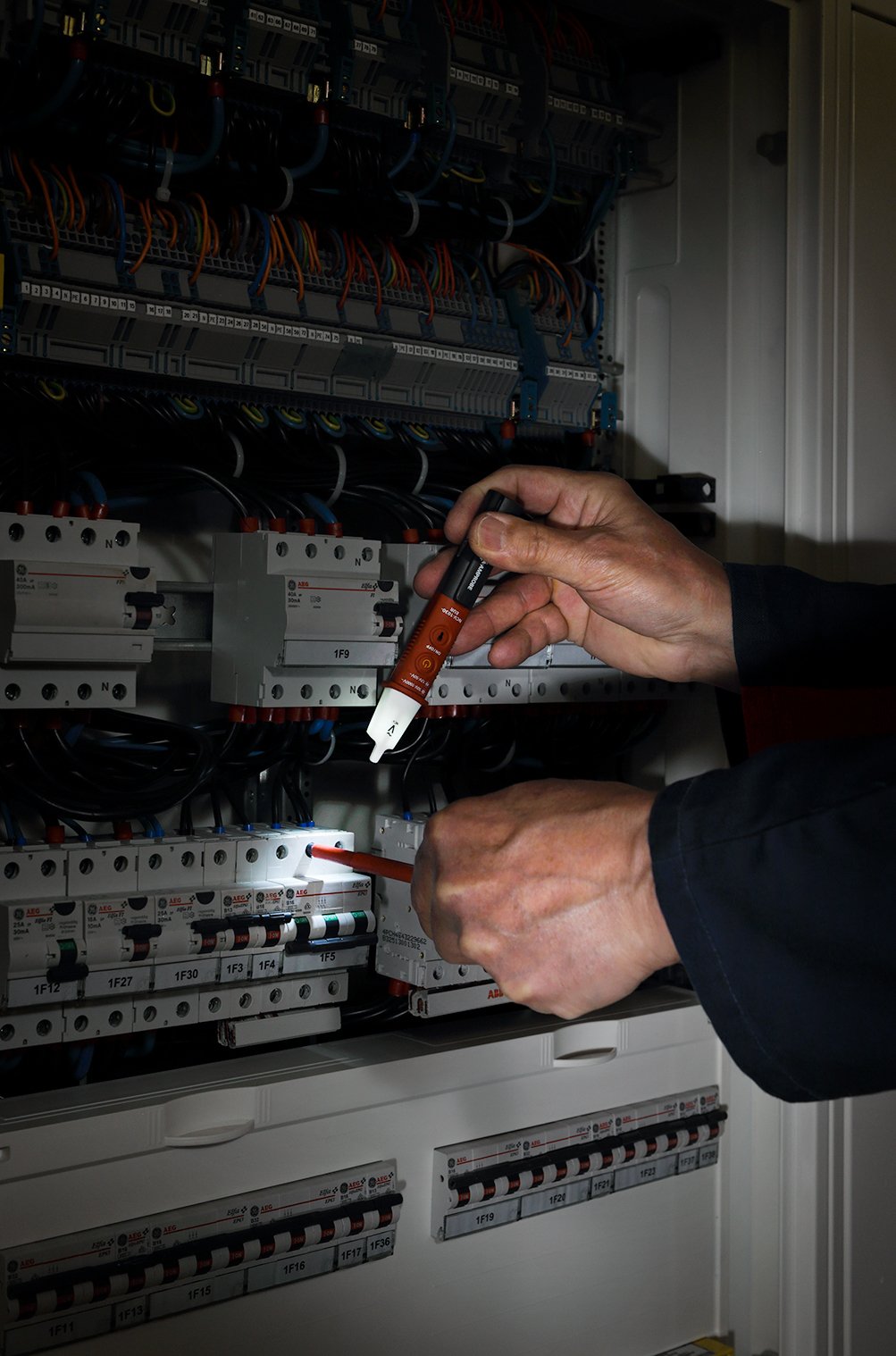 NCV-1030-EUR VOLTfix